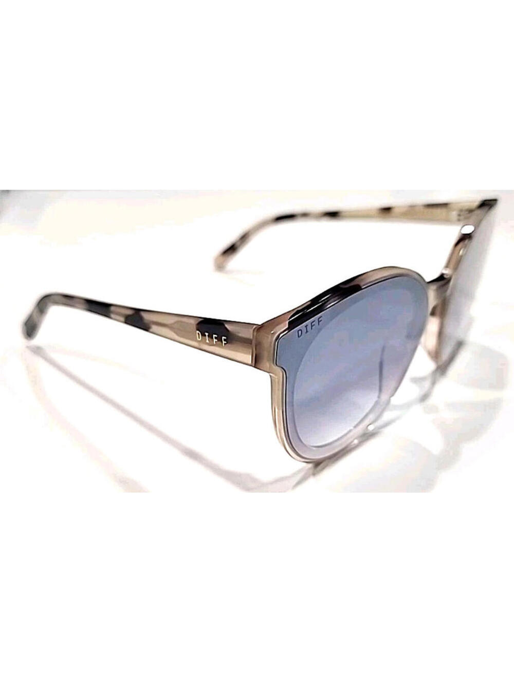 DIFF Gemma Gray Tortoise Oversized Round Sunglasses